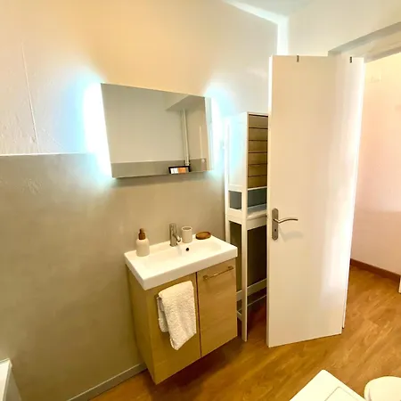 아파트 Charming Flat Close To Palais Des Festivals 르까네